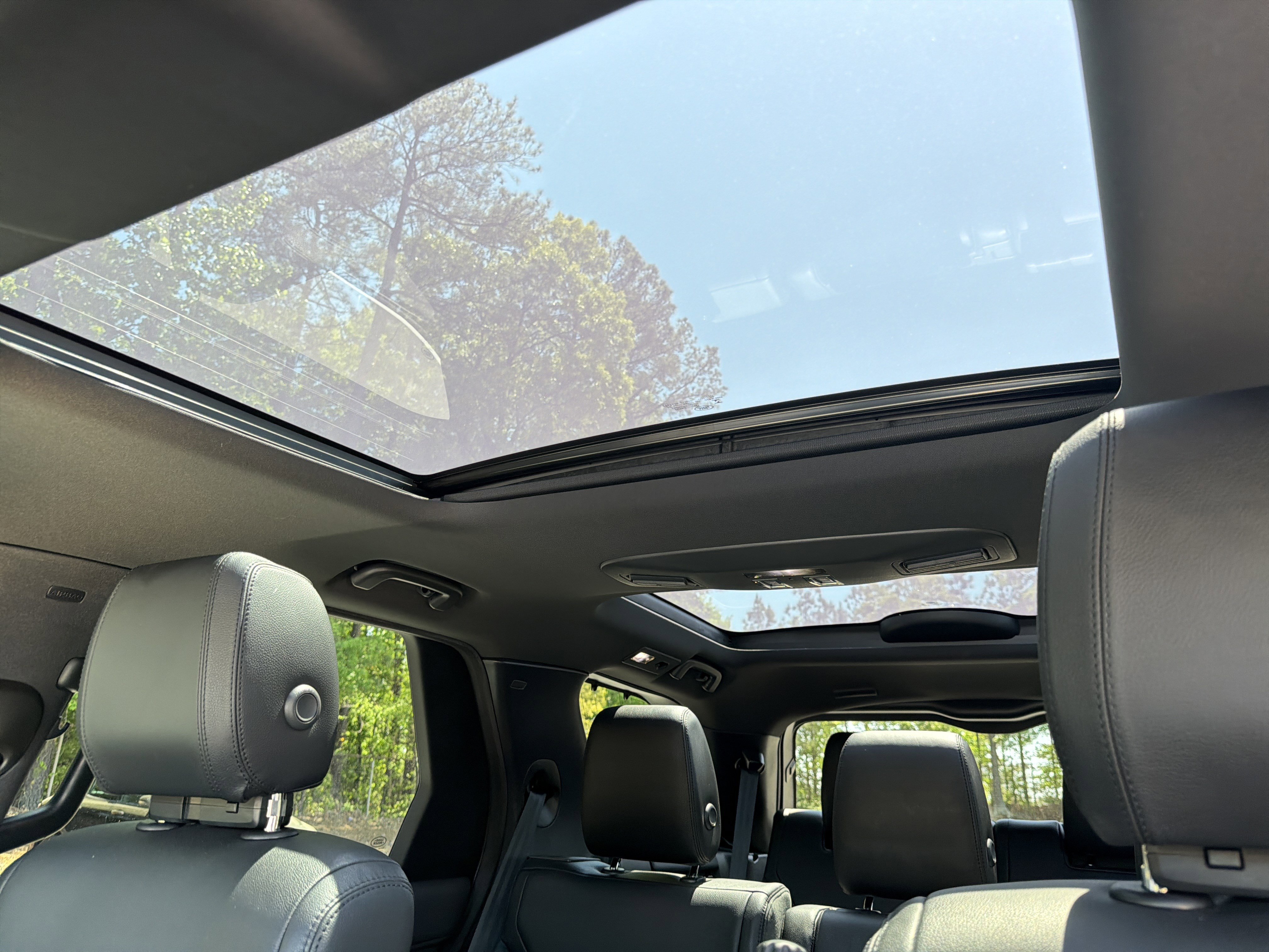 2020 Land Rover Discovery Landmark