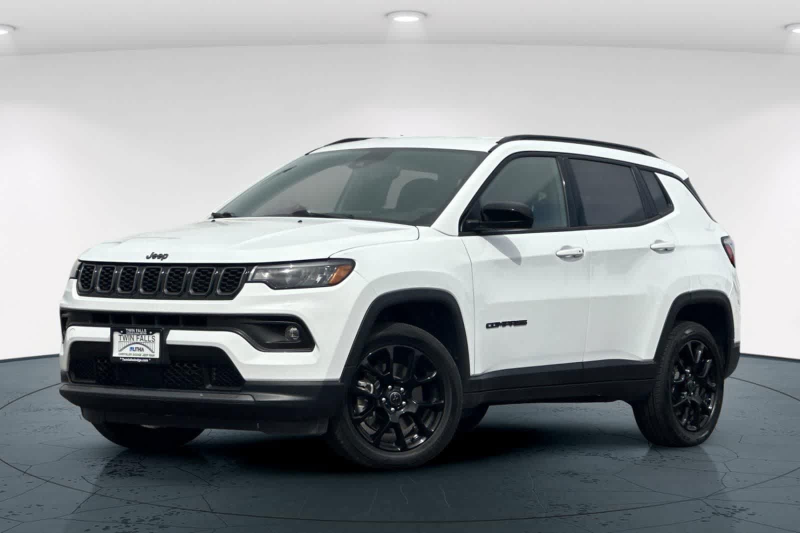 Used 2025 Jeep Compass Latitude w/ Convenience Group