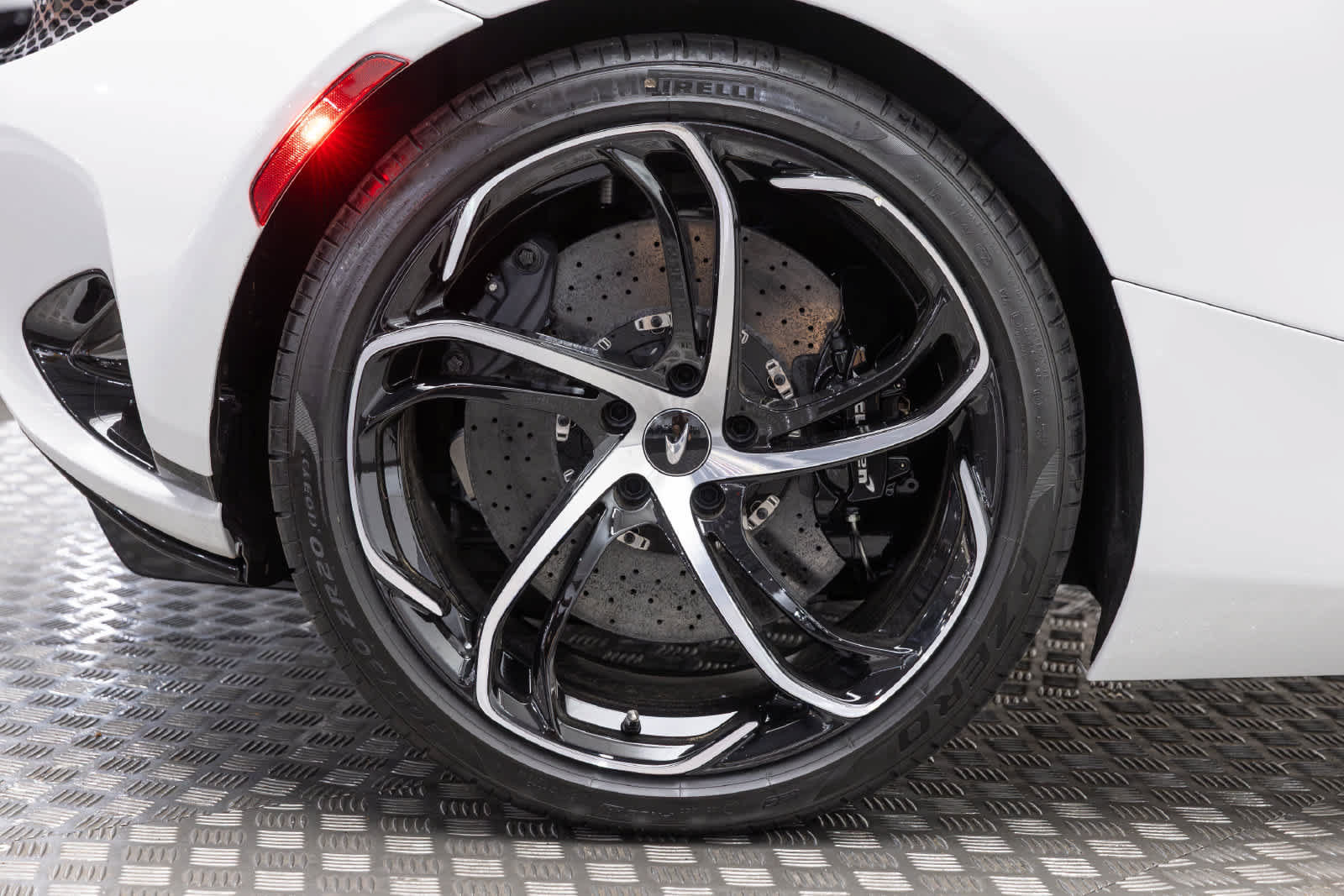 New 2027 McLaren 750S Spider photo 44