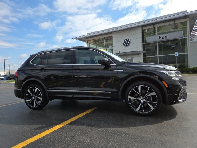 Certified 2024 Volkswagen Tiguan SEL R-Line