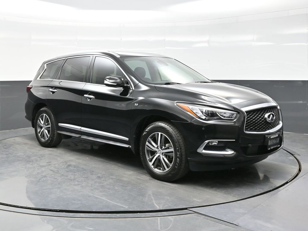 Used 2019 INFINITI QX60 Luxe w/ Essential Package