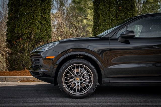 2022 Porsche Cayenne Platinum Edition