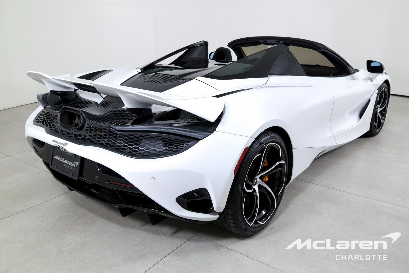 Used 2024 McLaren 750S Spider photo 10