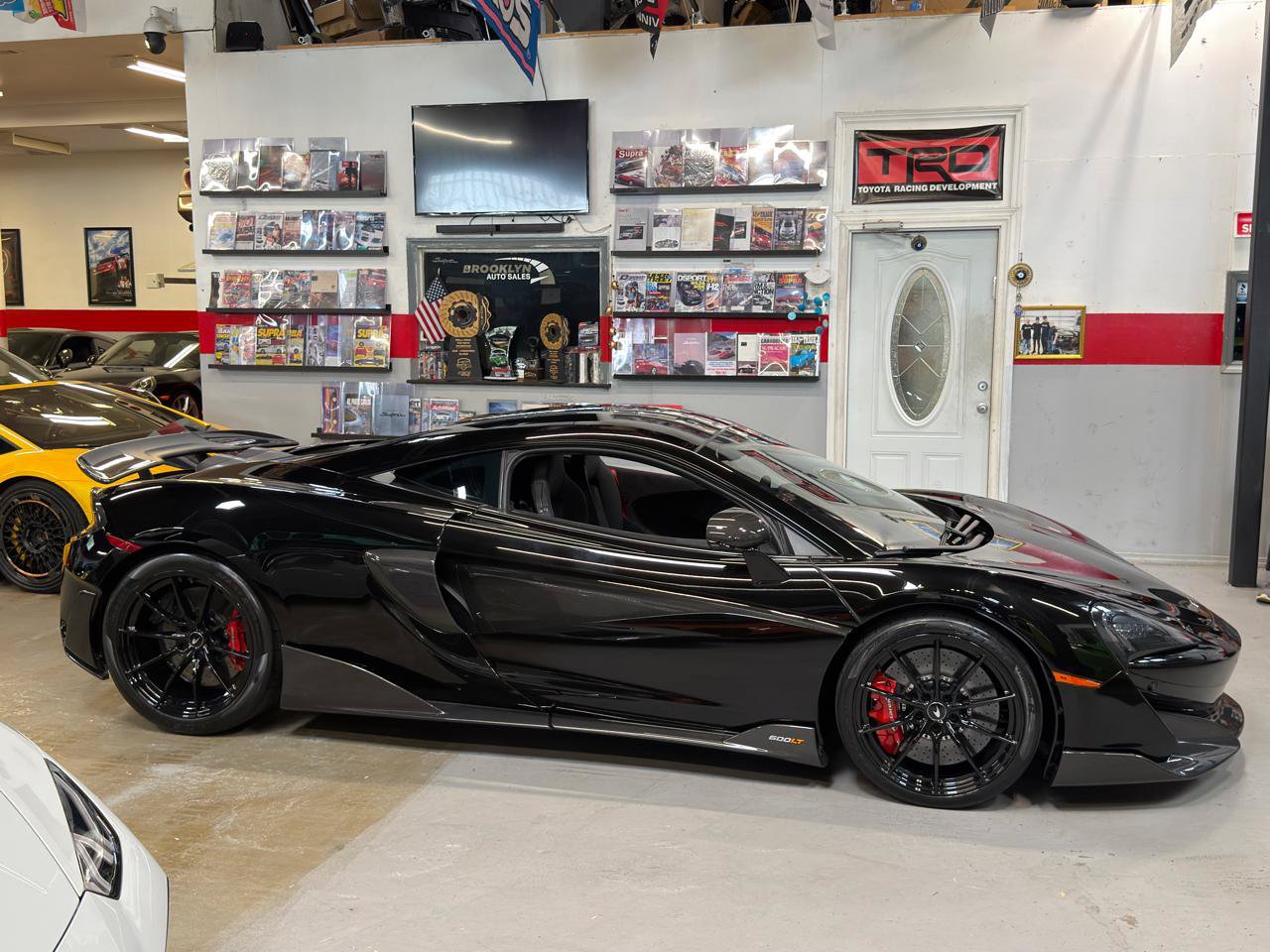 Used 2019 McLaren 600LT photo 5