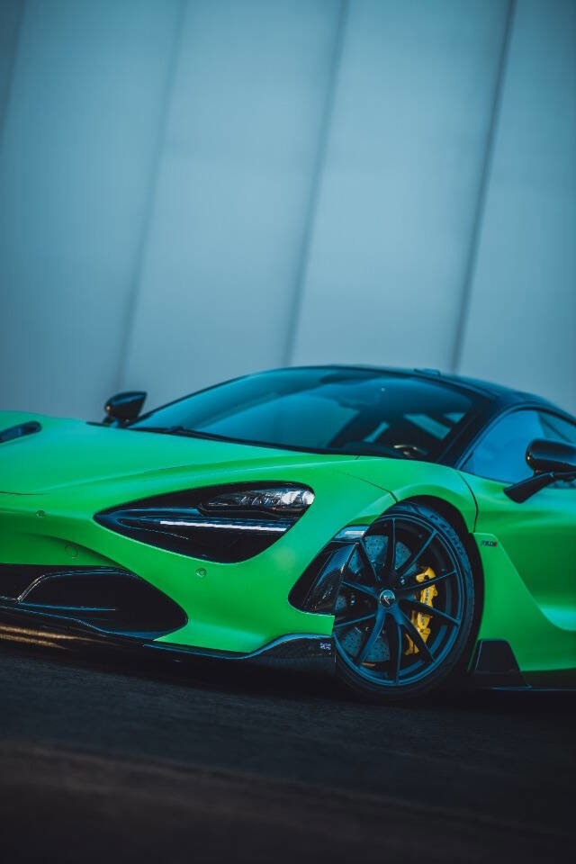 Used 2018 McLaren 720S Performance photo 22