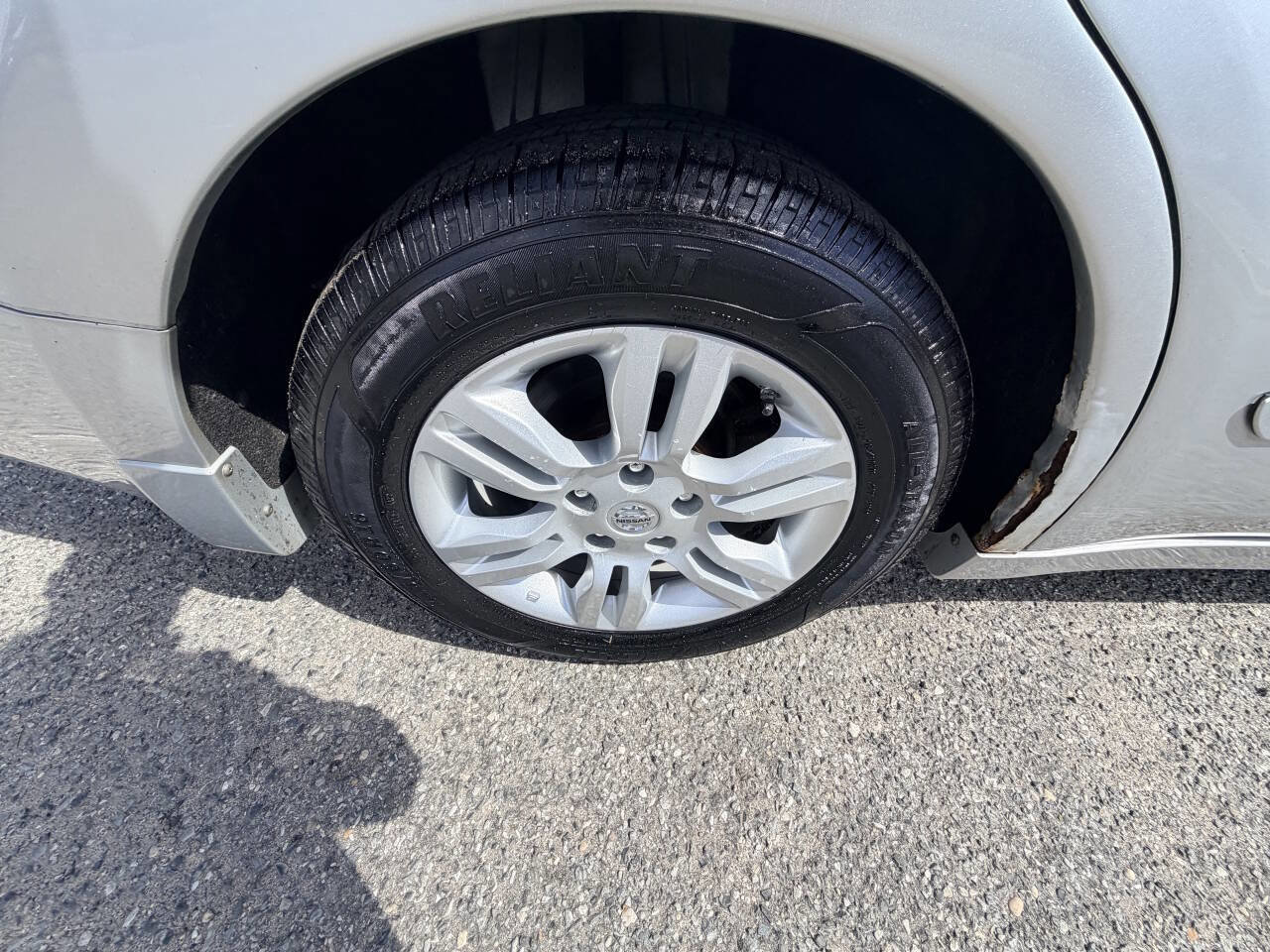 2010 Nissan Altima Hybrid Sedan