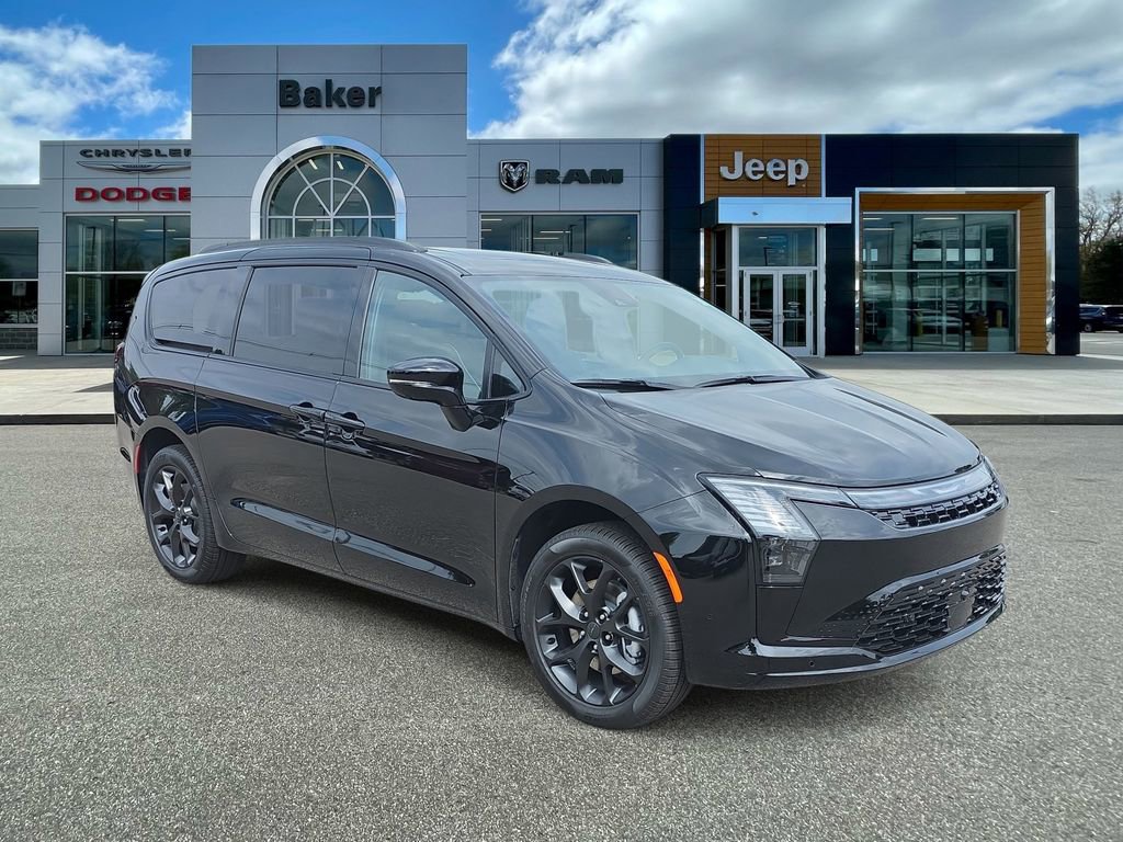 New 2027 Chrysler Pacifica Limited