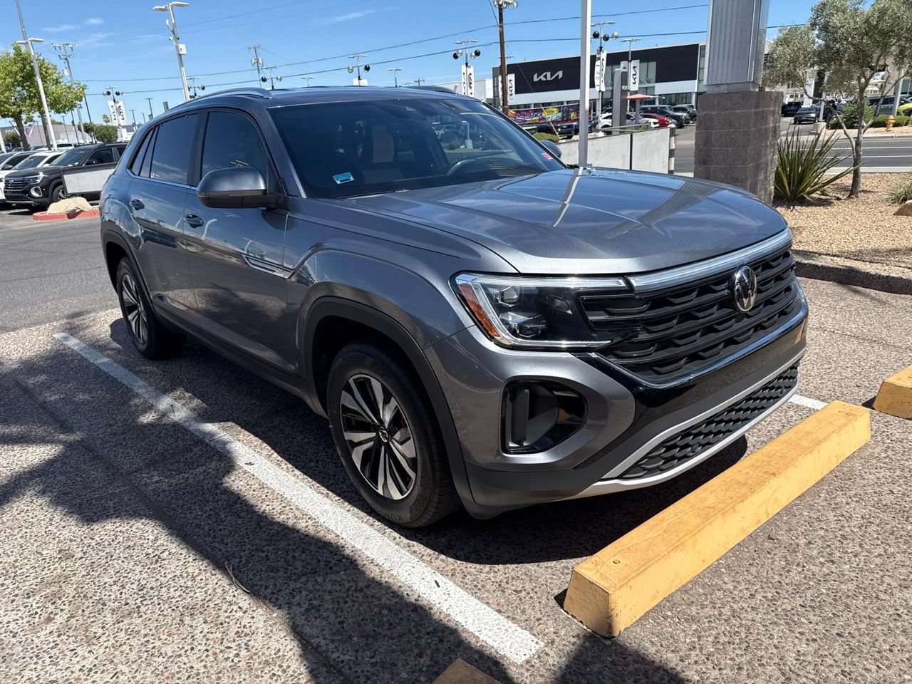 Used 2024 Volkswagen Atlas Cross Sport SE