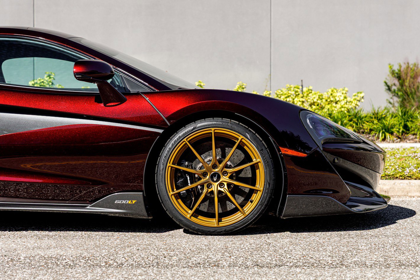 Used 2019 McLaren 600LT photo 10