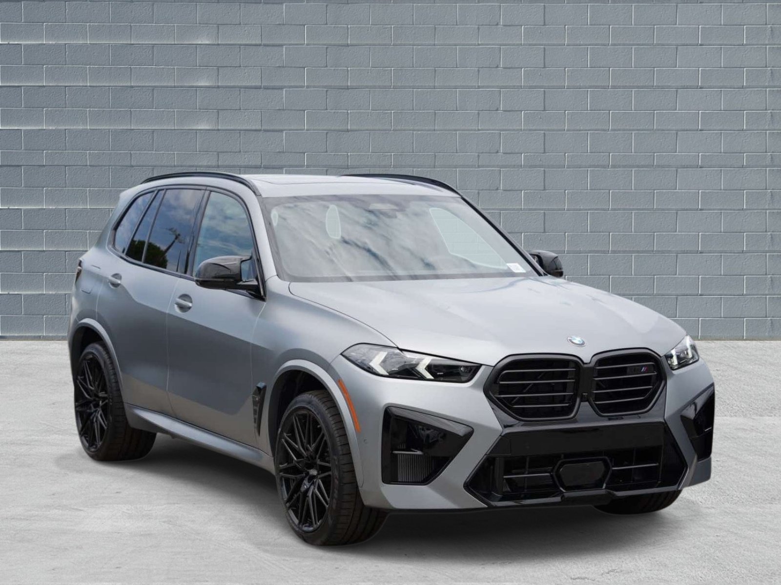 New 2026 BMW X5 M Competition w/ Executive Package