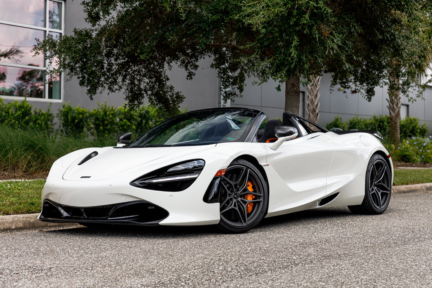 Used 2020 McLaren 720S Performance photo 26