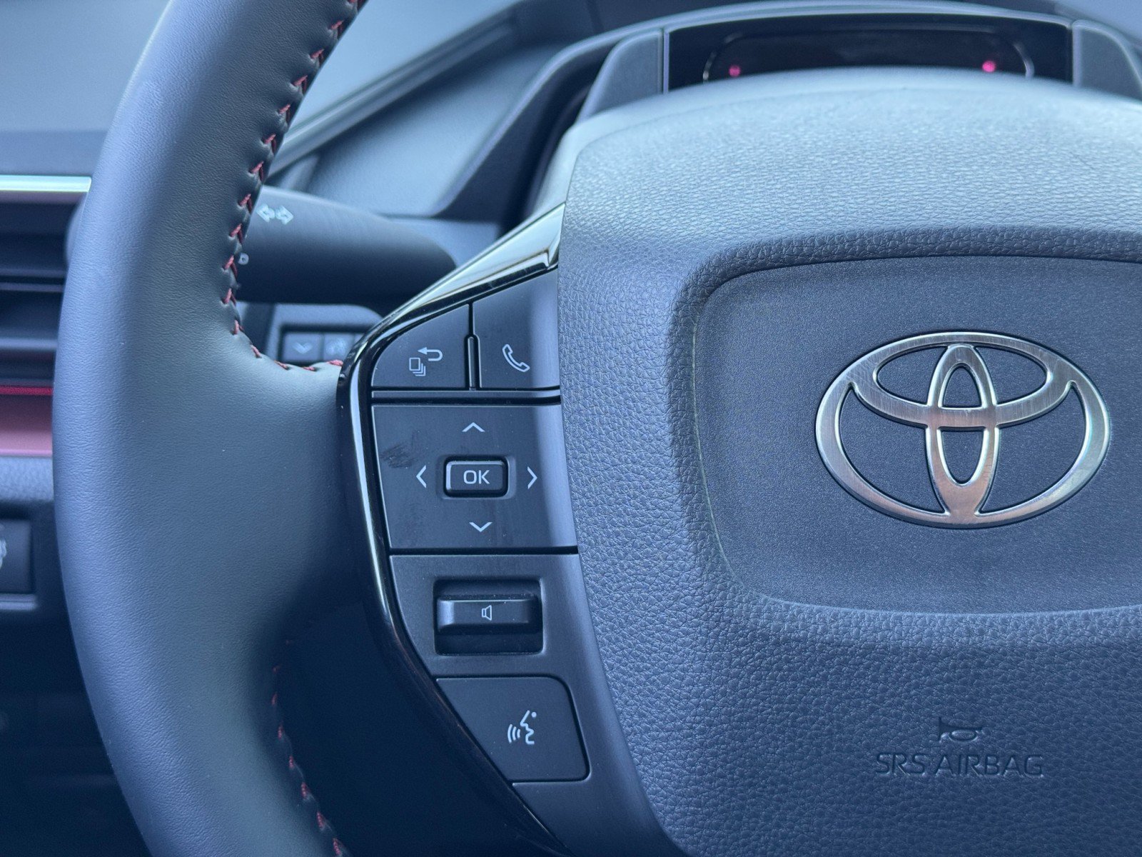 2025 Toyota Prius Plug-In Hybrid XSE