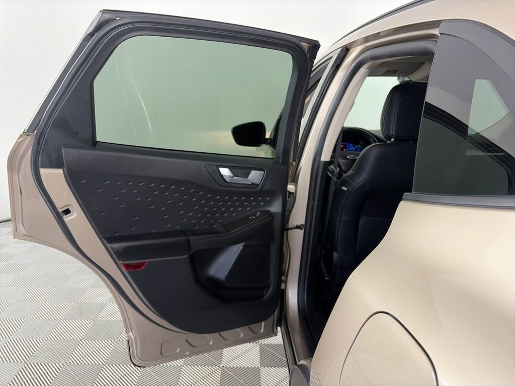 2020 Ford Escape SE Sport