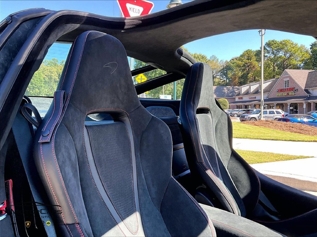 New 2027 McLaren 750S photo 14