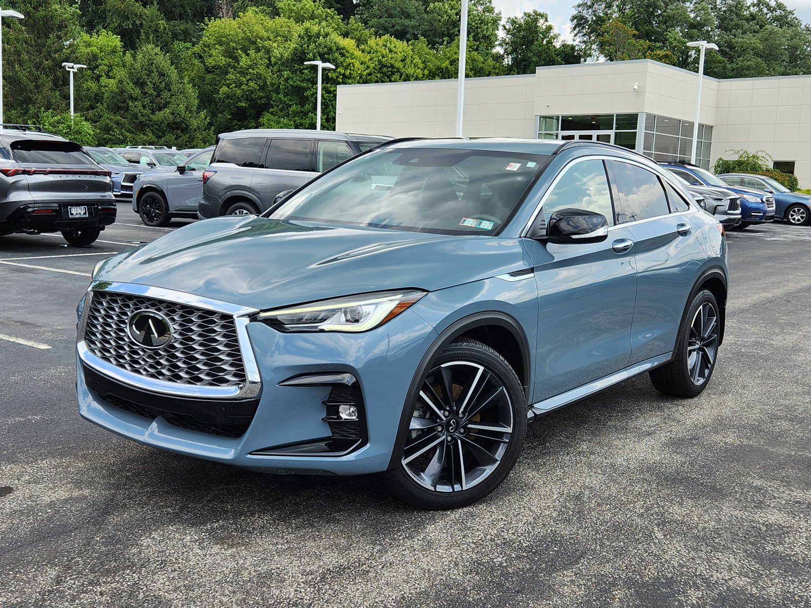 Certified 2025 INFINITI QX55 Luxe w/ Cargo Package
