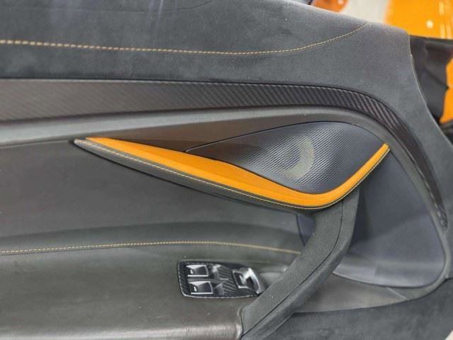 Used 2021 McLaren 720S Spider photo 31