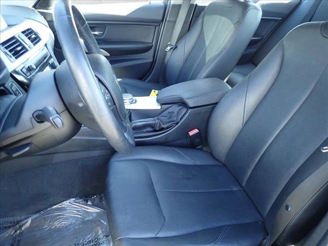 2017 BMW 320i xDrive Sedan