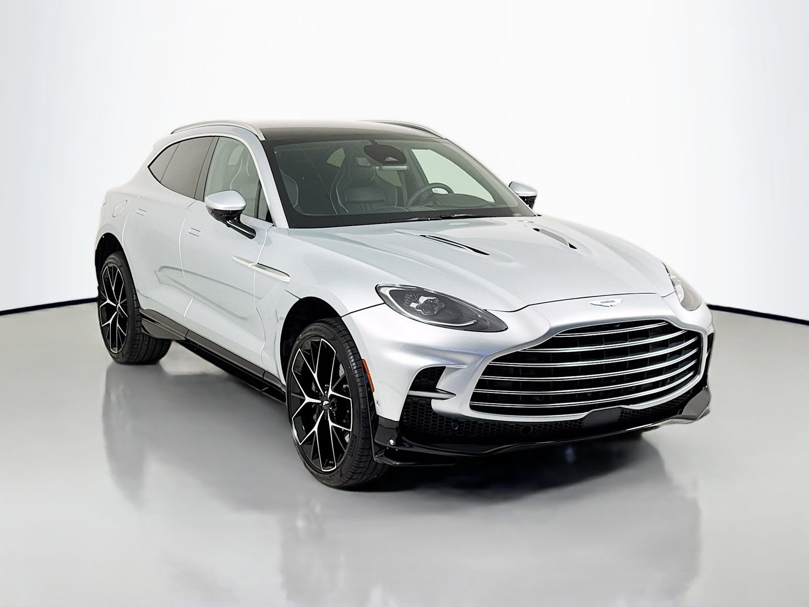 New 2026 Aston Martin DBX 707