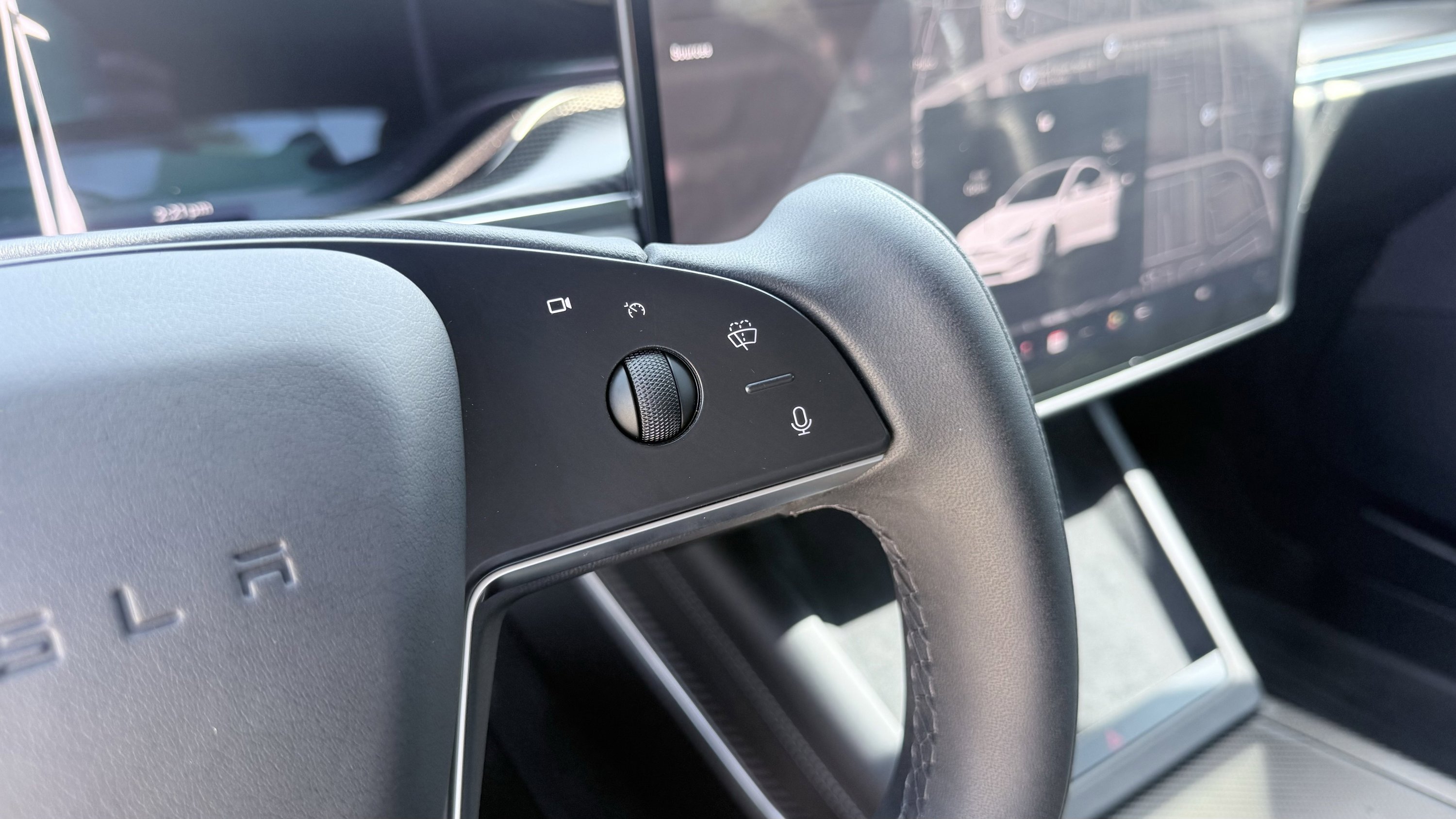 2022 Tesla Model S Plaid