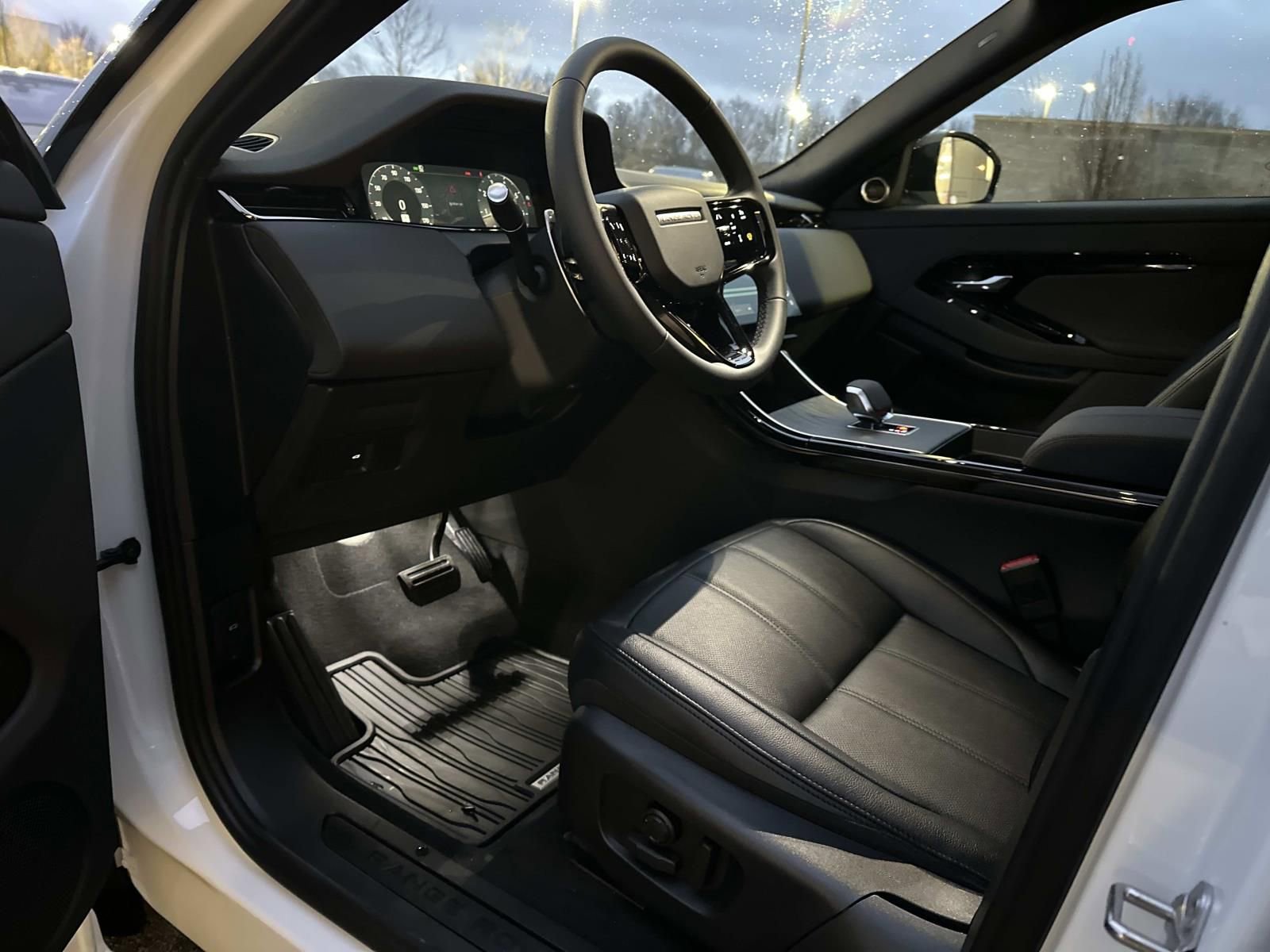 2026 Land Rover Range Rover Evoque S