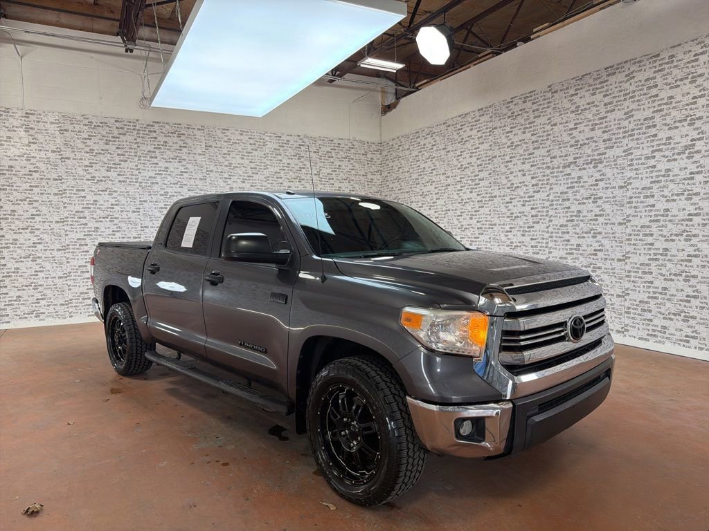 2017 Toyota Tundra SR5