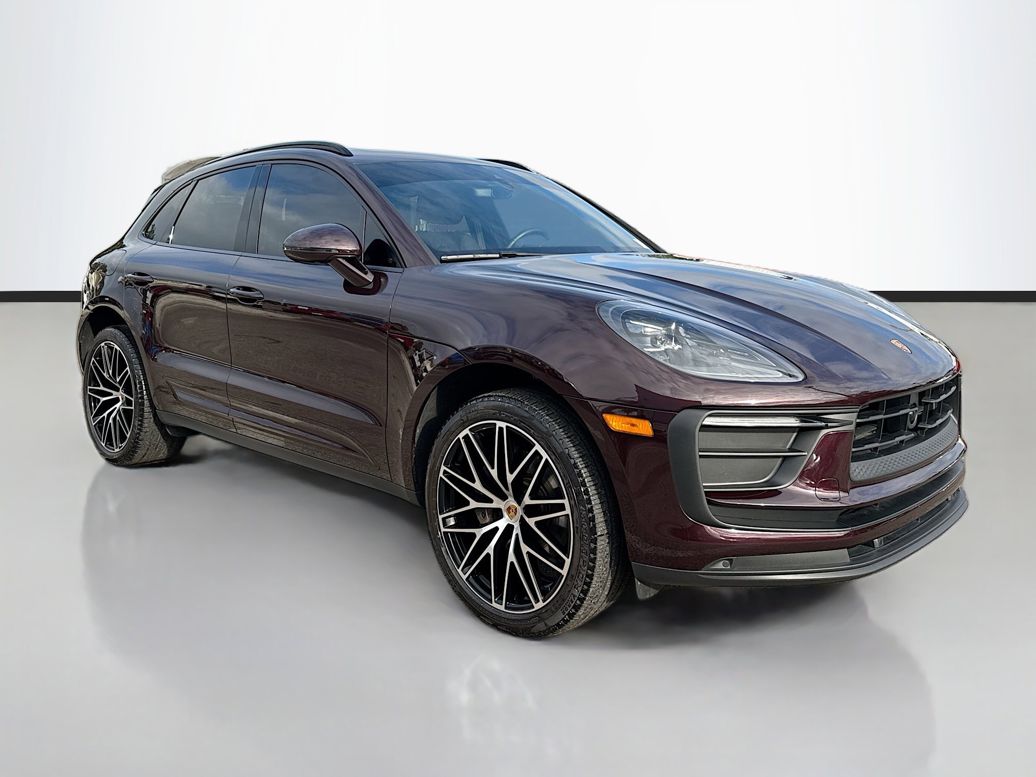 2023 Porsche Macan T