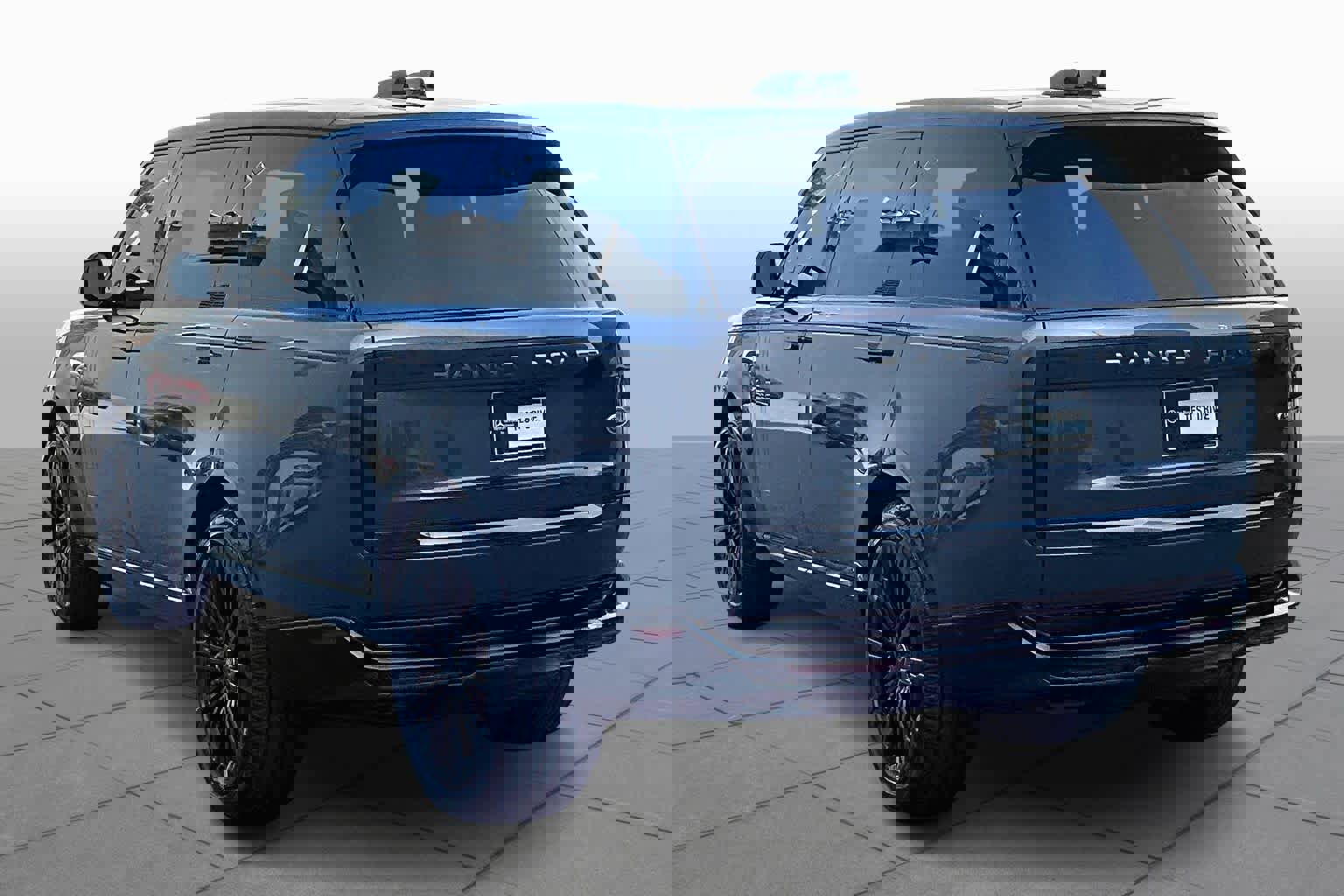 2023 Land Rover Range Rover Long Wheelbase First Edition