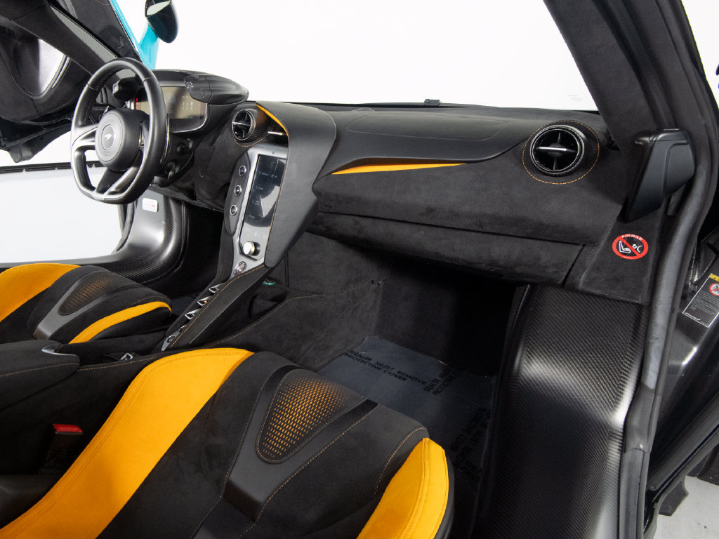 Used 2024 McLaren 750S Spider photo 32