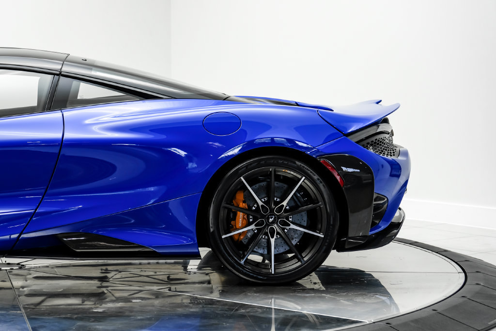 Used 2021 McLaren 765LT photo 14