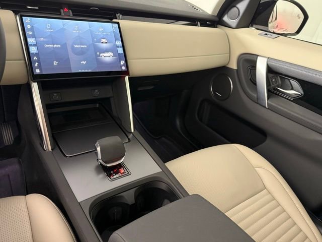 2025 Land Rover Discovery Sport S