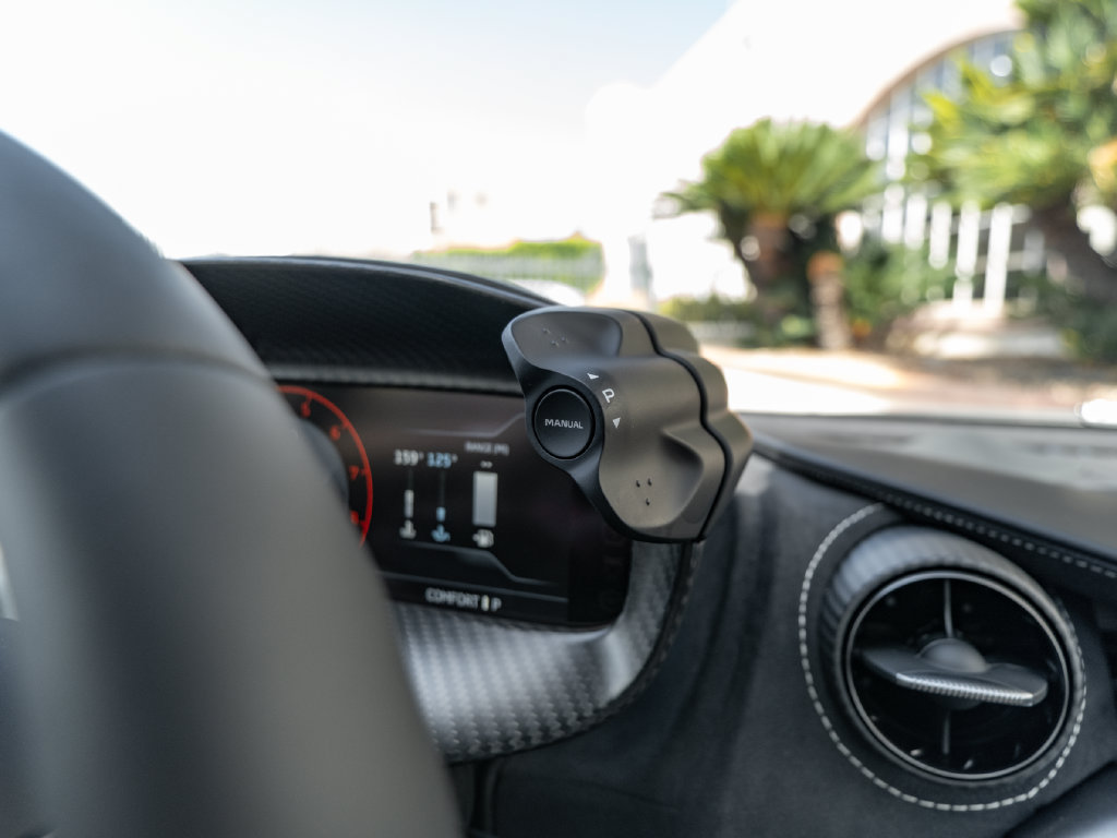 New 2027 McLaren 750S photo 17