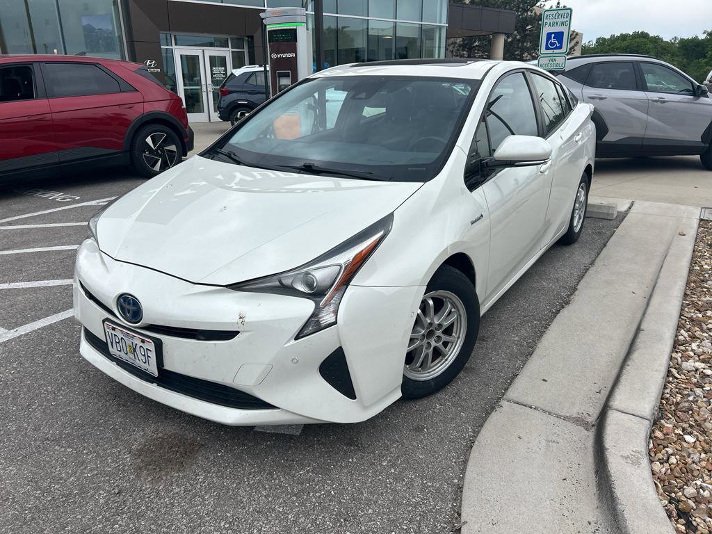 Used 2016 Toyota Prius Four w/ Advanced Technology Package
