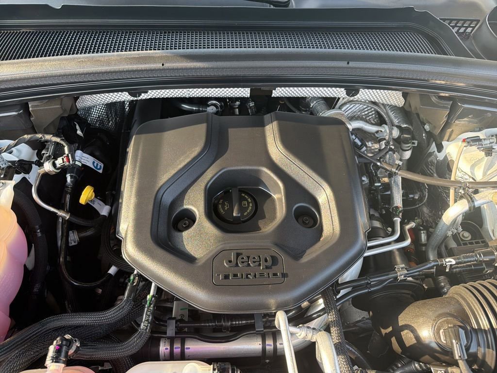 2022 Jeep Grand Cherokee Summit