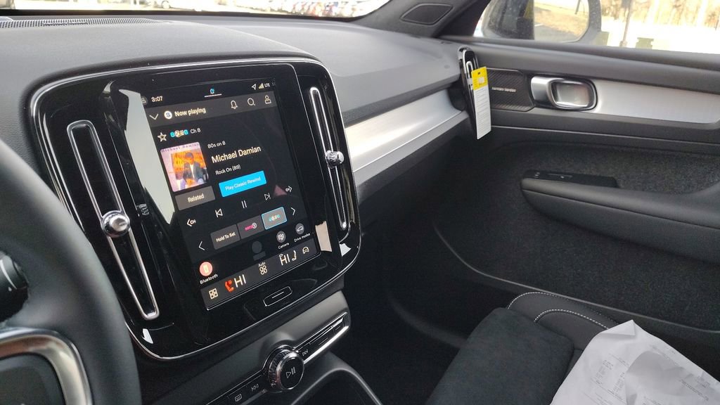 2026 Volvo Xc40 B5 Ultra