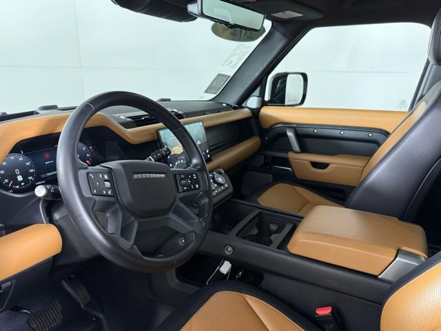 2024 Land Rover Defender 130 X-Dynamic SE