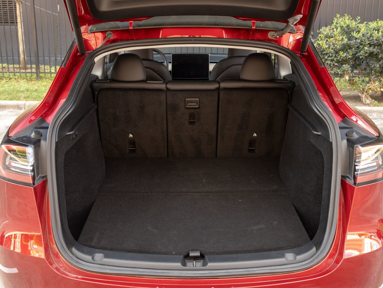 2024 Tesla Model Y 2WD