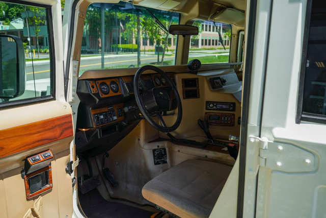 1995 HUMMER H1 4-Door Wagon