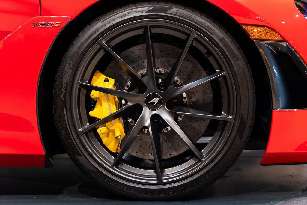 Used 2022 McLaren 720S Spider photo 15