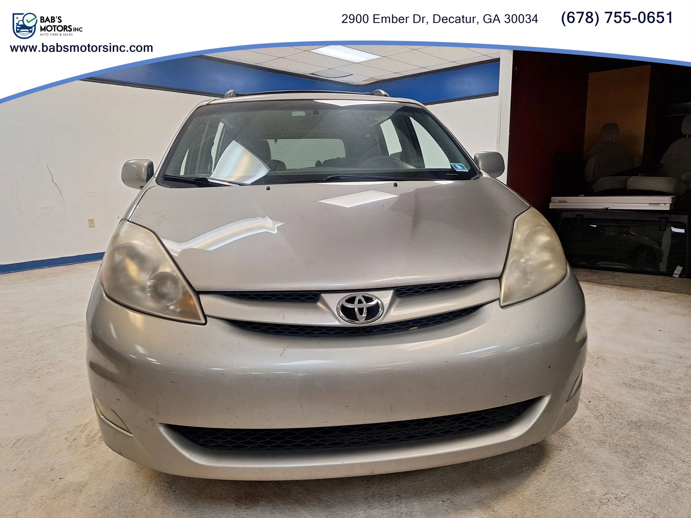 2009 Toyota Sienna XLE