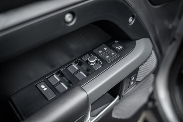 2021 Land Rover Defender 110 X