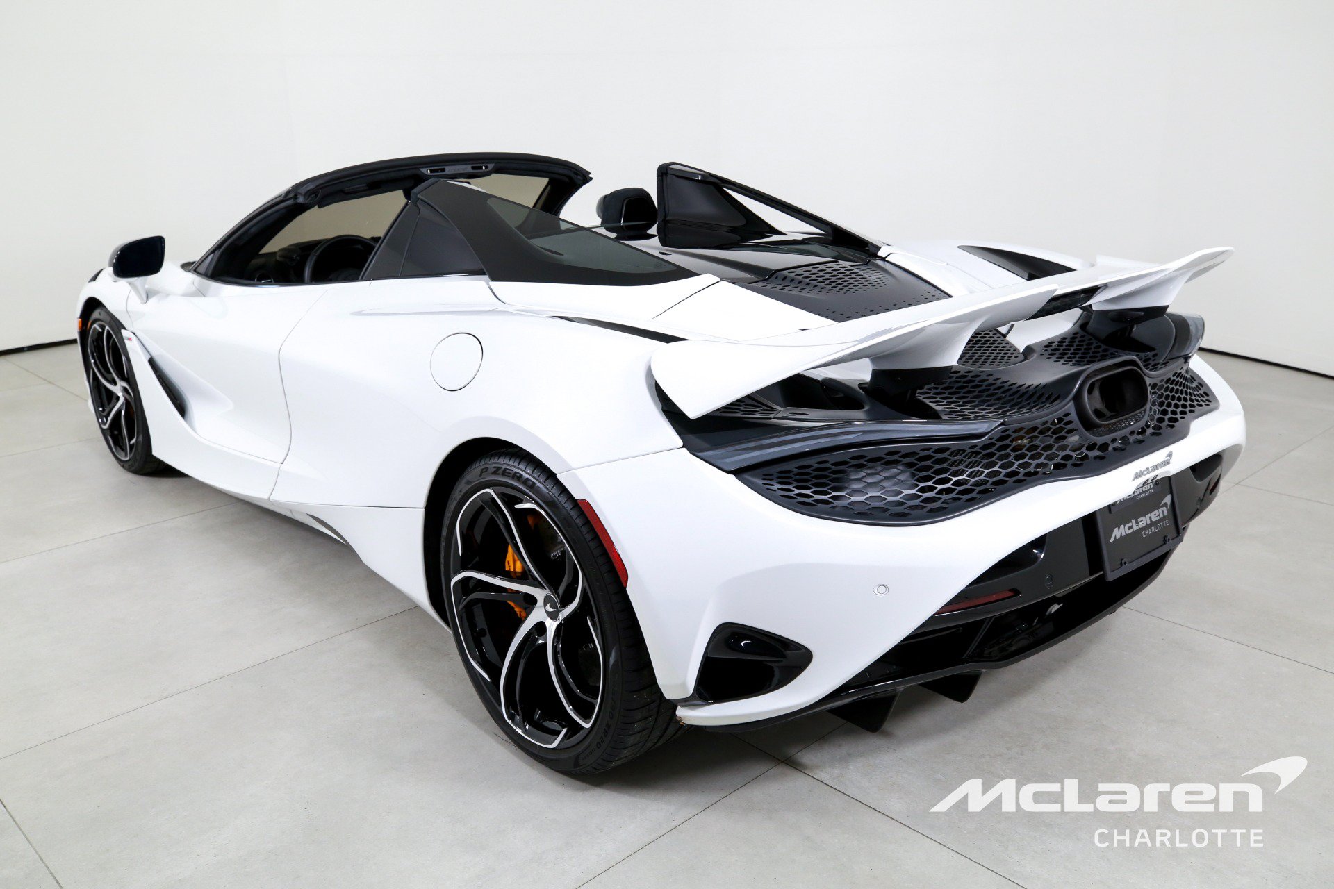 Used 2024 McLaren 750S Spider photo 8