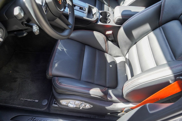 2025 Porsche Macan GTS