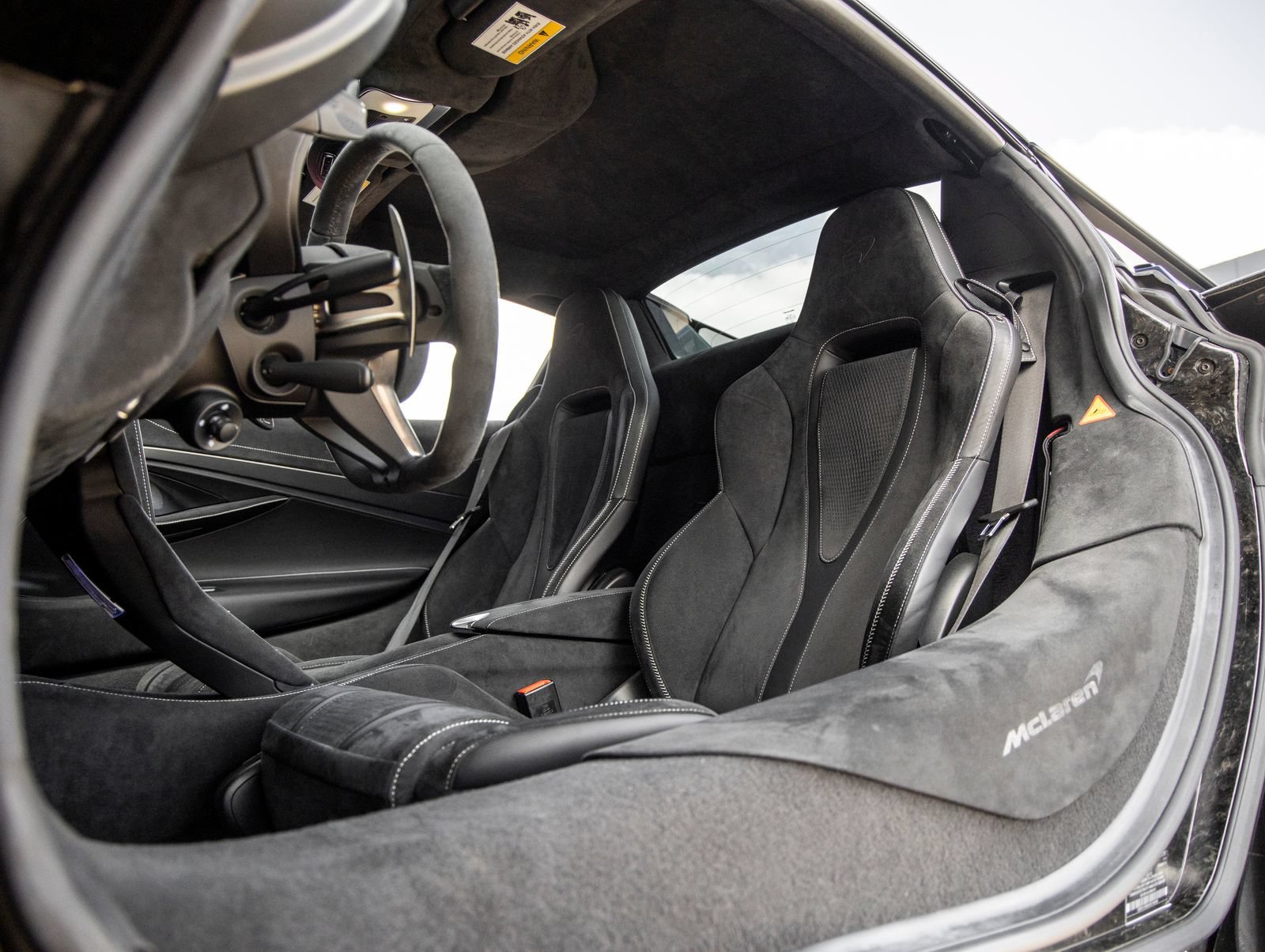 Used 2024 McLaren 750S Spider photo 28