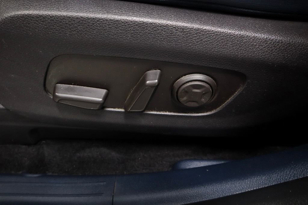 2025 Kia Carnival EX