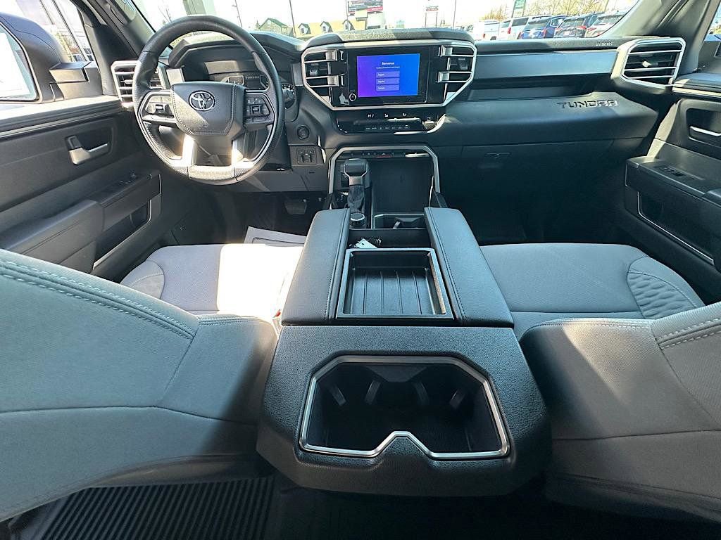 2025 Toyota Tundra SR5