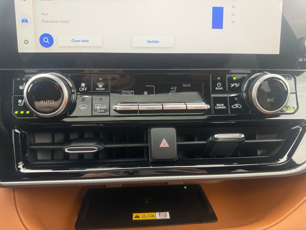 2025 Toyota Highlander Platinum