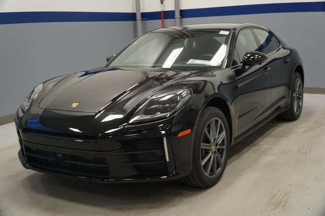 New 2026 Porsche Panamera 4
