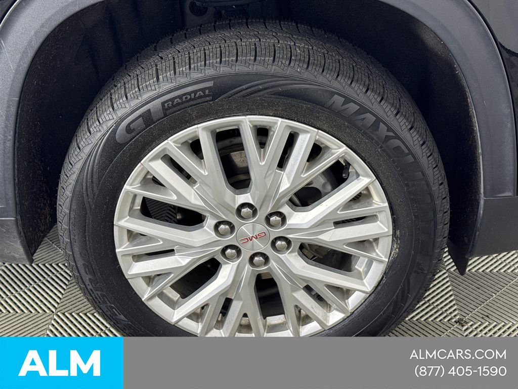 2024 GMC Acadia Elevation