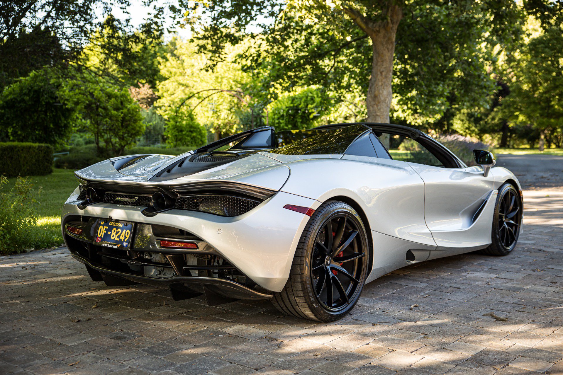 Used 2021 McLaren 720S Performance photo 10