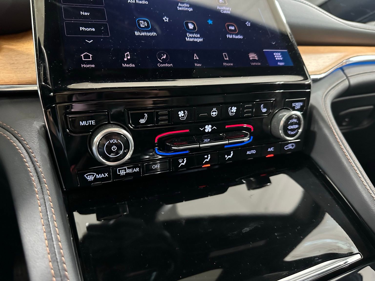 2024 Jeep Grand Cherokee Summit